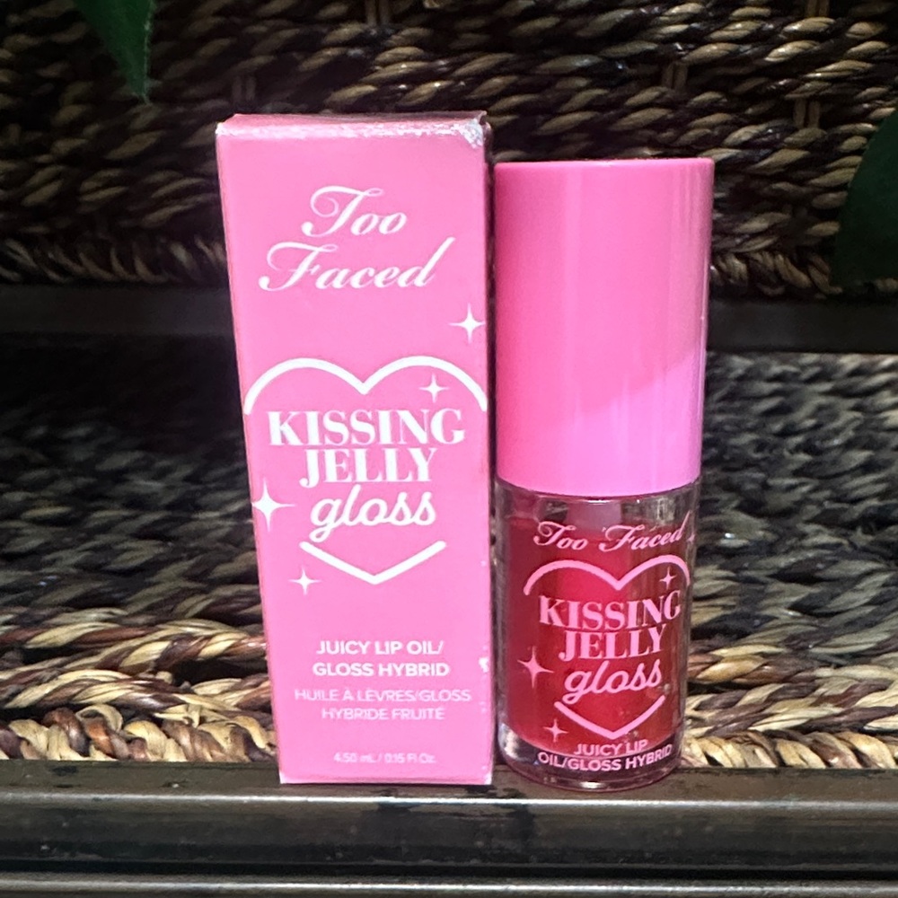 Too Faced Kissing Jelly Gloss - Sour Watermelon